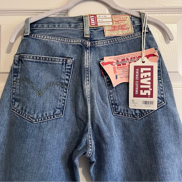 Levi’s Vintage 701 Selvedge Denim - Picture 4 of 10